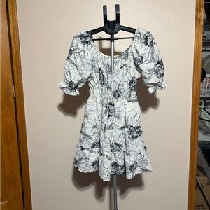 Liberty Love White‎ & Black Floral Puff-Sleeve Mini Dress